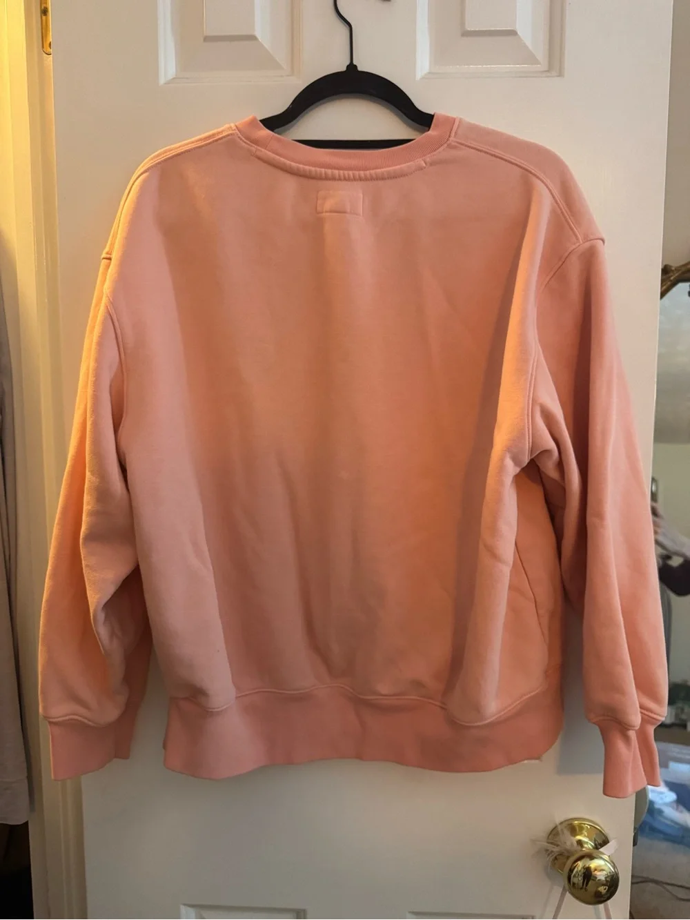 American Eagle Outfitters Peach/Coral Crewneck Sweatshirt XS - Picture 2 of 3